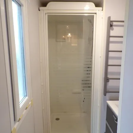 Mobil Les Salins De La Gardiole 빅-라-가르디올